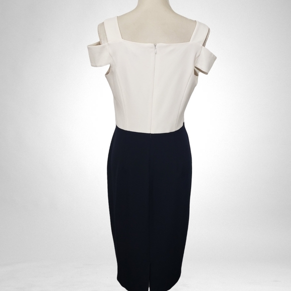 Maggie London NWT 10 Cream&Navy Dropped Shoulder Notched Neckline Classy! - Picture 5 of 16